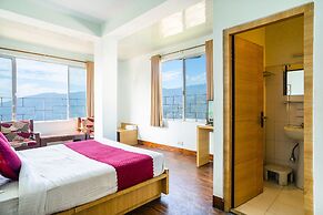 Hotel Blue Poppy