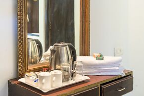 Hotel Blue Poppy