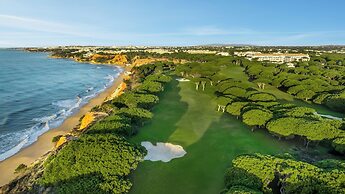 Pine Cliffs Suites