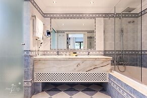 Pine Cliffs Suites