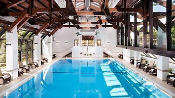 Pine Cliffs Suites