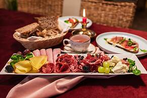 Klaudia's Hotel & Restaurant