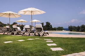 Niki's Villa - Luxury Seaview Villa!