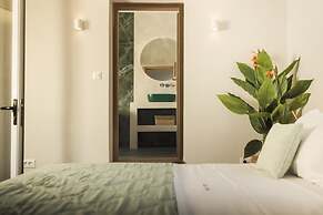 Niki's Villa - Luxury Seaview Villa!