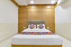 Fabhotel Maan Palace