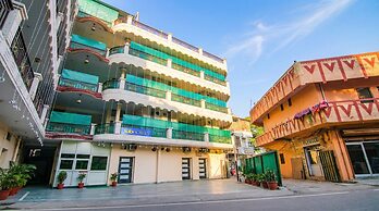 FabHotel Surya Palace 2