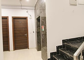 FabHotel Aerosky Inn