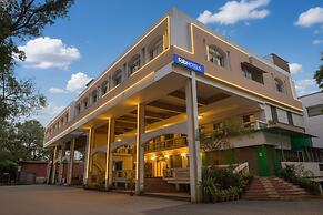 Fabhotel Om Sai