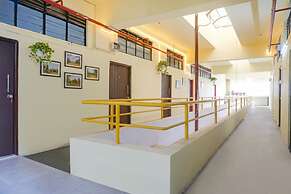 Fabhotel Om Sai