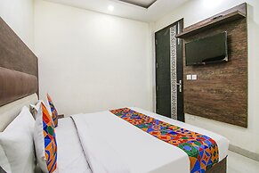 Fabhotel La Vista