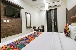 Fabhotel La Vista