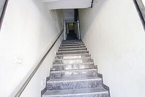 Fabhotel La Vista