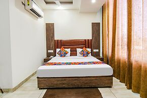 Fabhotel La Vista