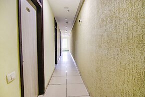 Fabhotel Skyla