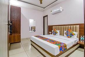 Fabhotel Skyla