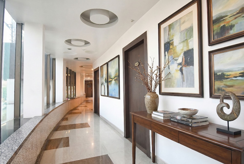 Fabhotel Emerald