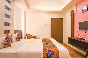 Fabhotel Emerald