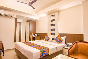 Fabhotel Emerald