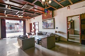 Fabhotel K9 Regency