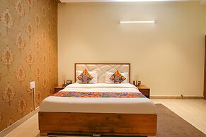 Fabhotel K9 Regency