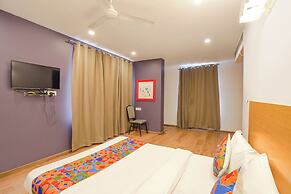 Fabhotel Ramayana