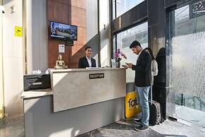 Fabhotel Prime K9 Crown