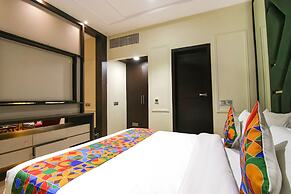 Fabhotel Prime K9 Crown