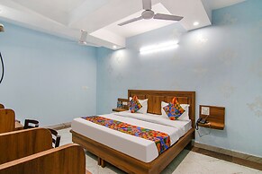 Fabhotel Hari Residency