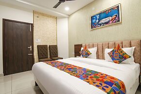 Fabhotel Spring