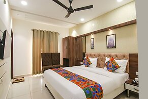 Fabhotel Spring