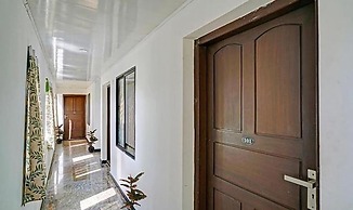 FabHotel Lime Light