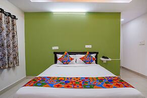 Fabhotel Cozy