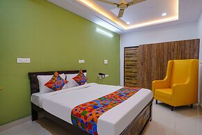 Fabhotel Cozy