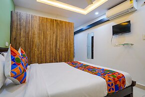 Fabhotel Cozy