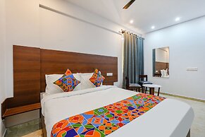 Fabhotel Tree Suites