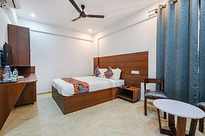 Fabhotel Tree Suites