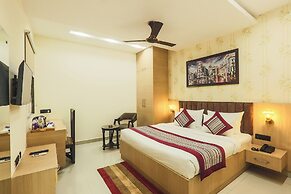 FabHotel Green Lotus Luxe