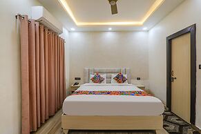 Fabhotel Sky Awadh