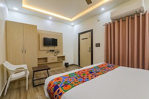 Fabhotel Sky Awadh