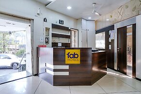 Fabexpress Shanti Inn