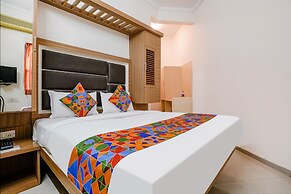 Fabexpress Shanti Inn
