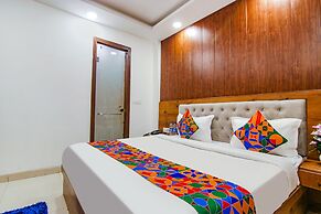 Fabhotel The Glory I