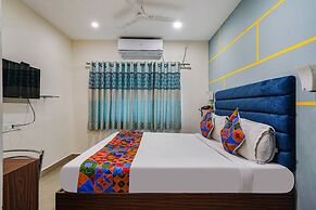 Fabhotel Jkc Grand