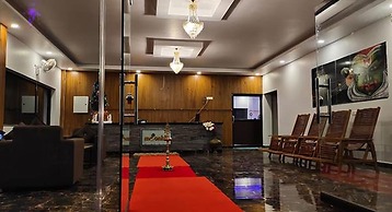 Fabhotel Prime Moon Hill Resorts