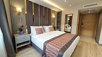 The Külsümz Hotel