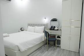TAN HANH HOTEL