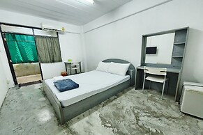 Green Apartment Kaset