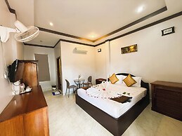 Golden Bakong Boutique