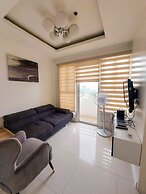 Manila Bay City View Room with Free Pool