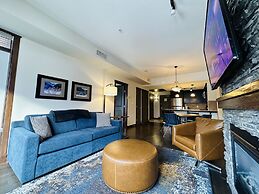 Mountain Retreat - Heated Pool & Hot-tub